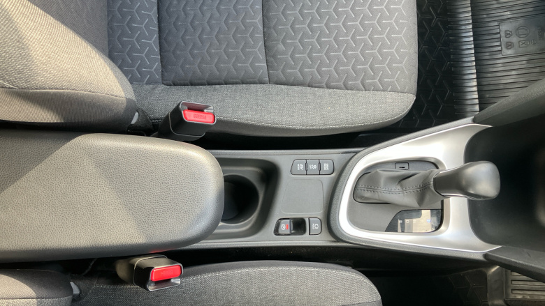 Toyota Yaris Cross 1.5 Hybrid Design 5dr CVT Hybrid Estate